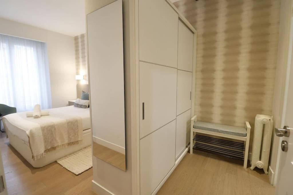 Prime Location Modern Apartment