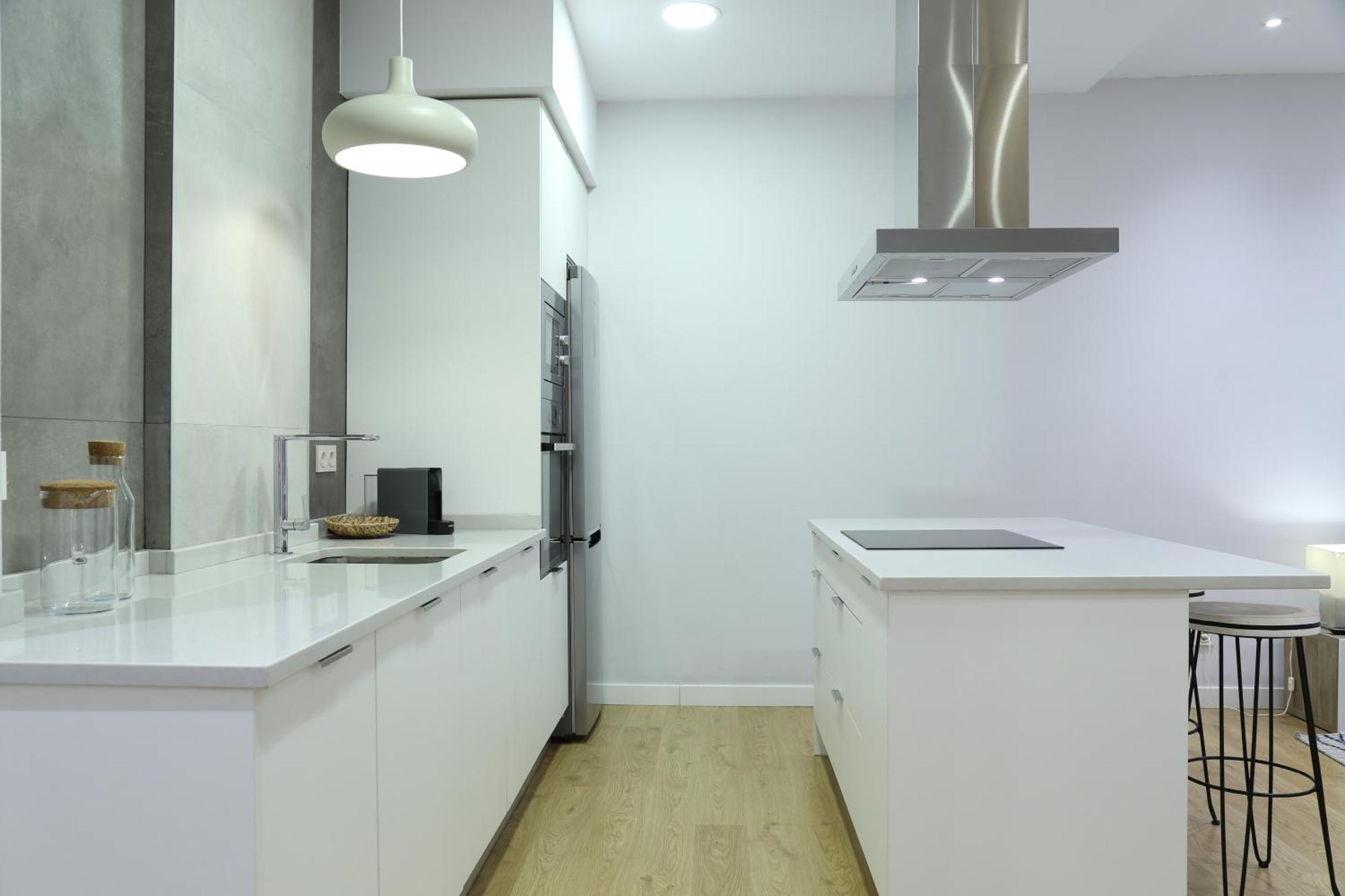 Apartment Cozy And Centric By Cisan *