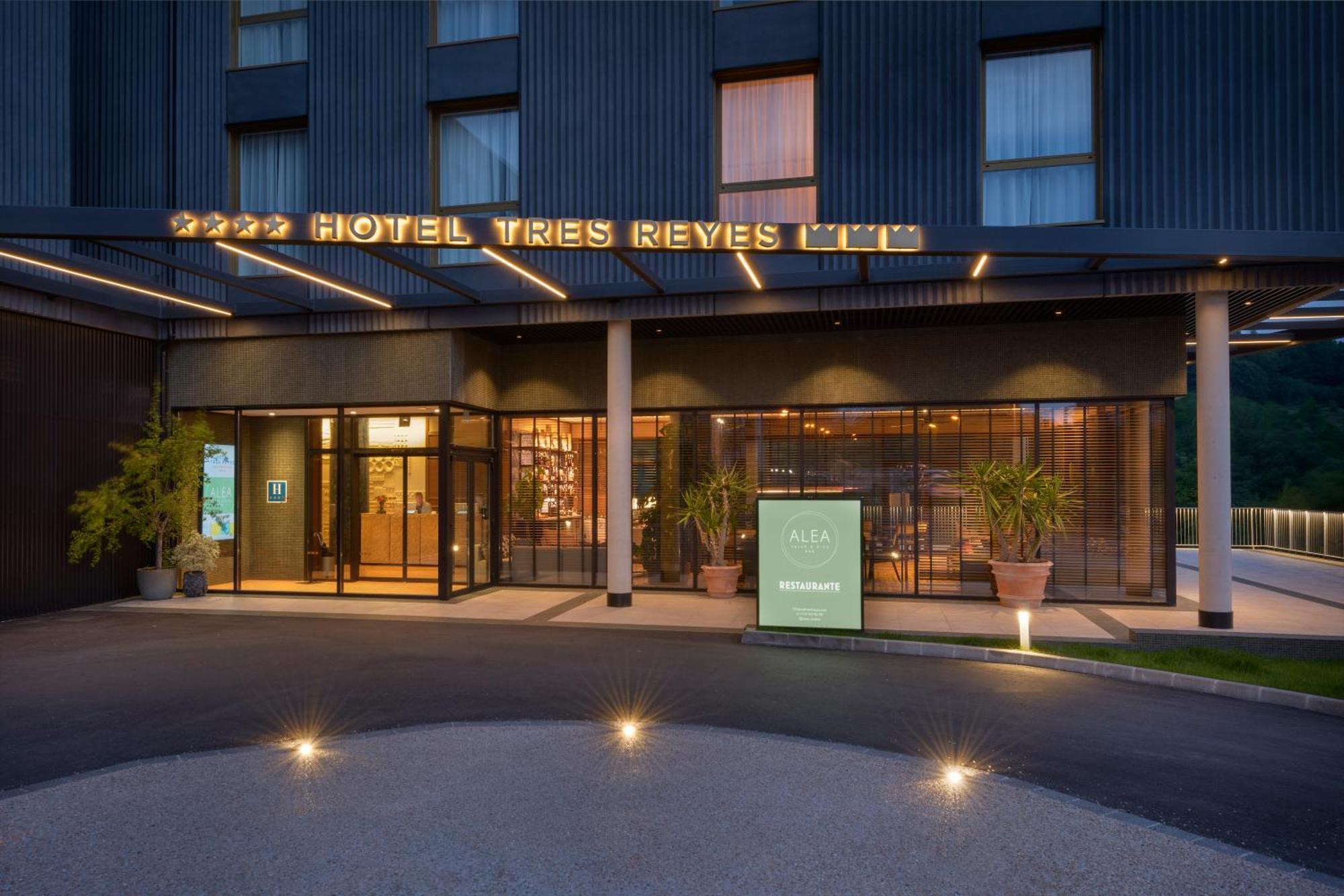 Tres Reyes Hotel