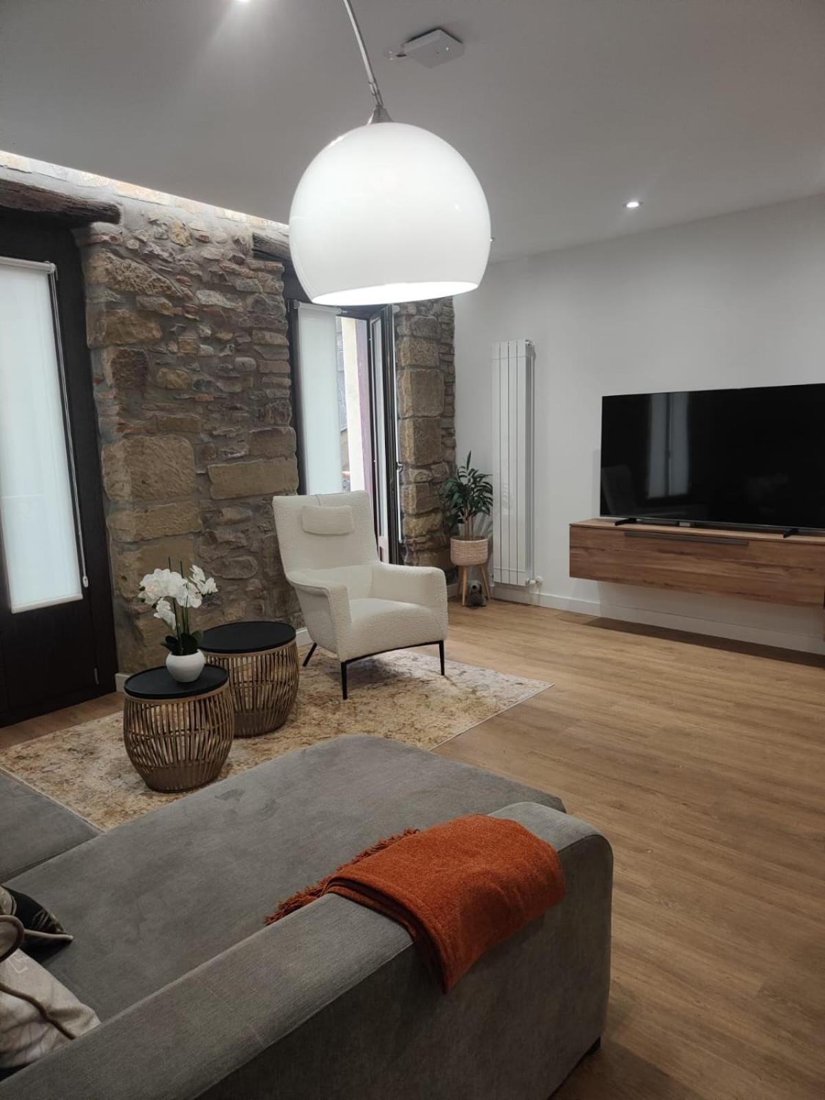 Brand New Port Relax With Ac By Santiago San Sebastian
