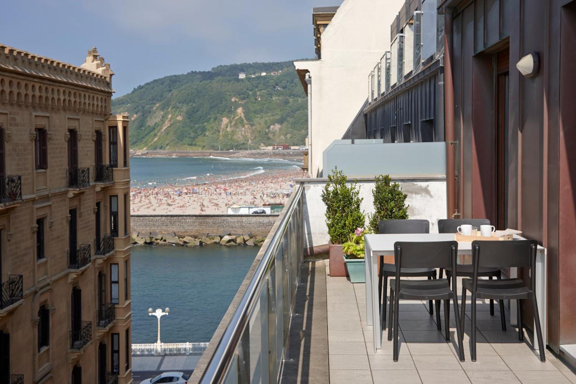 Boulevard Terrace By Feelfree *