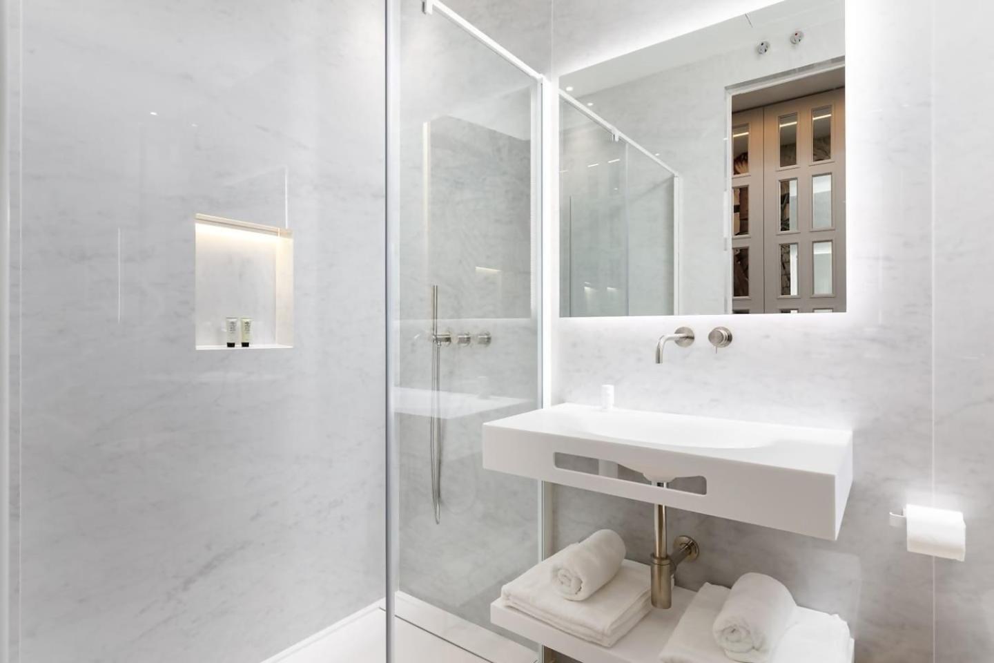 Appartement Mondrian New Ac Design Lovers Near La Concha San Sebastian