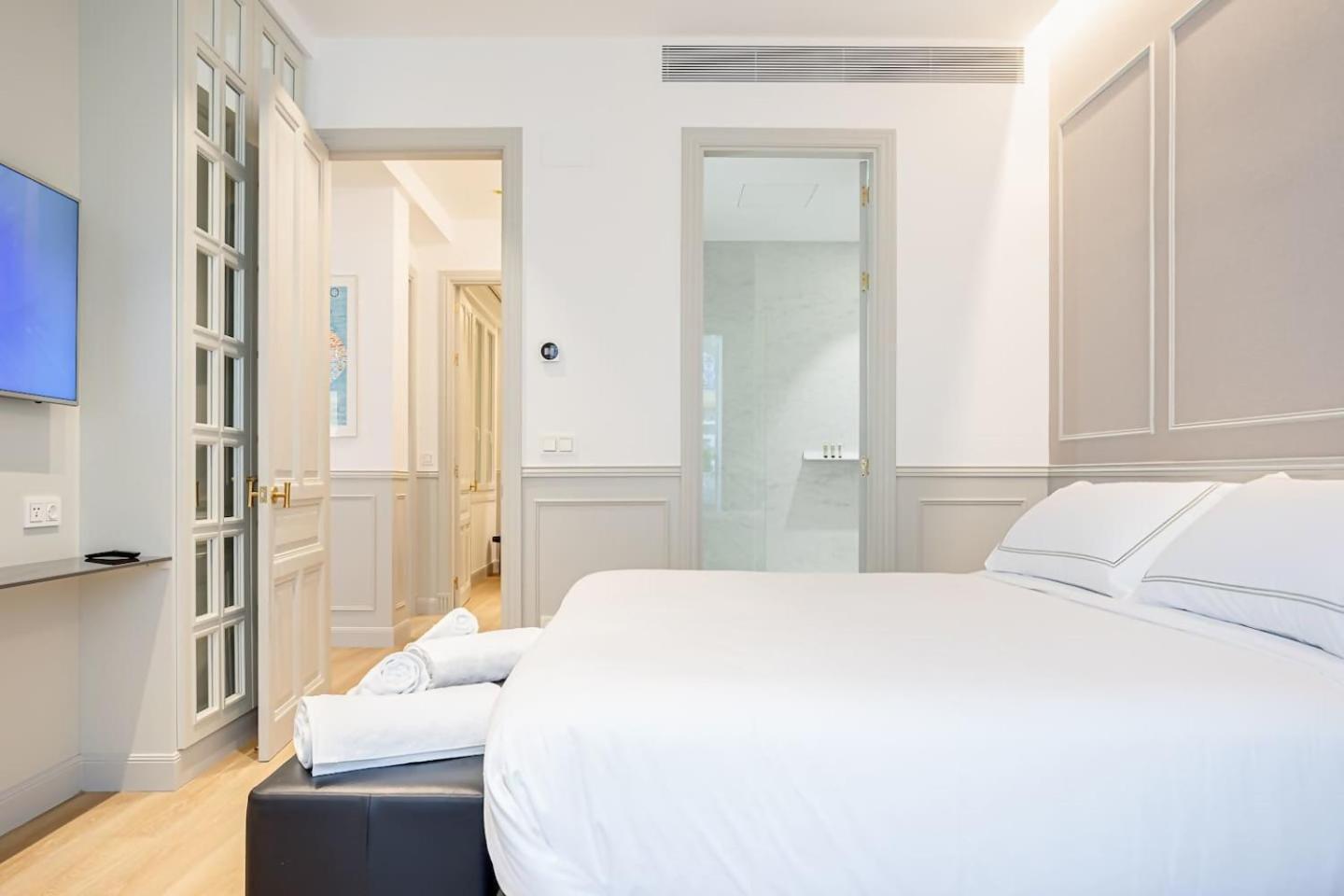 Apartment La Bella Easo New Ac Design Near La Concha San Sebastian