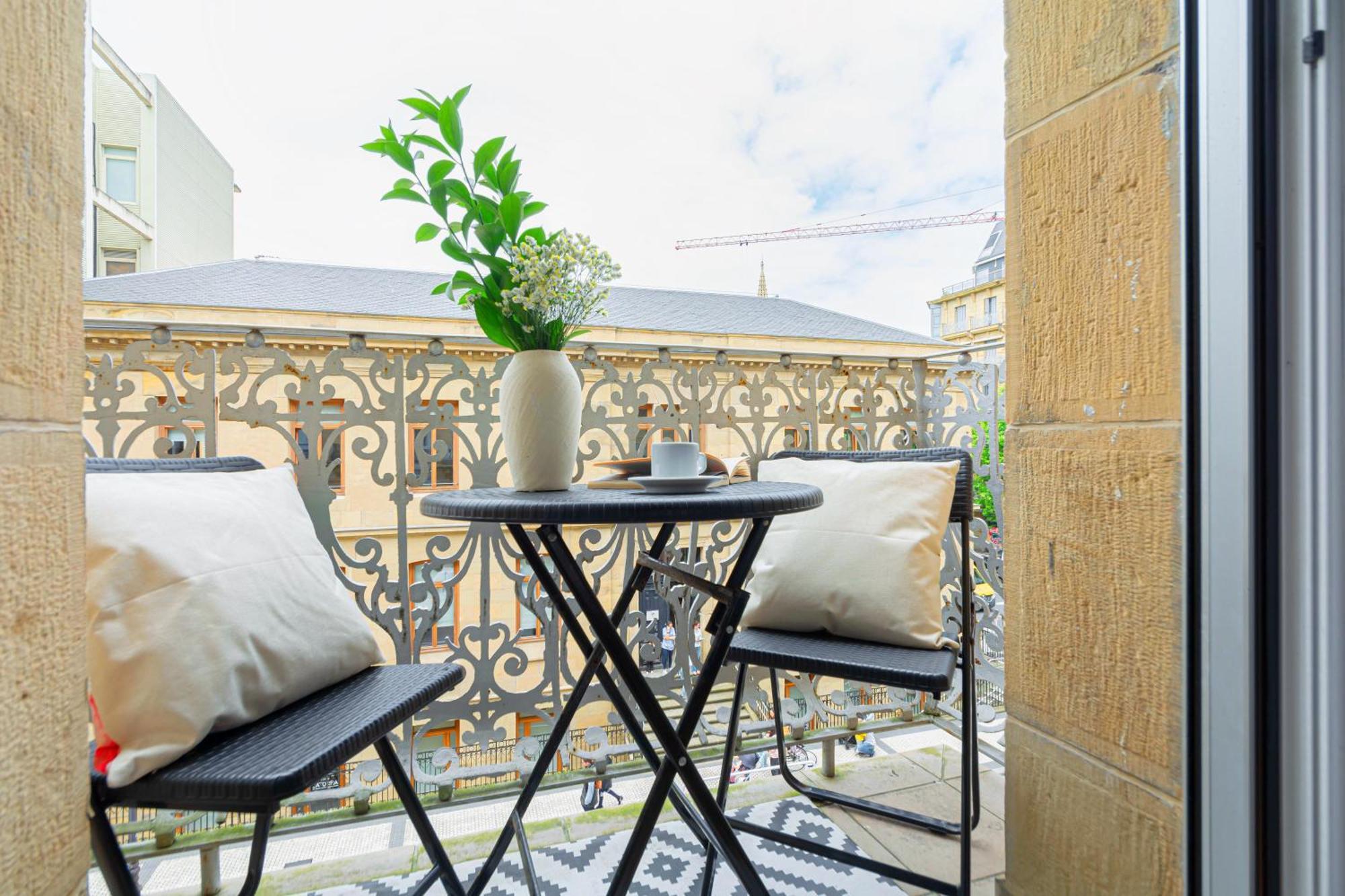 City Center⎮3 Bedrooms⎮free Wifi Apartment *