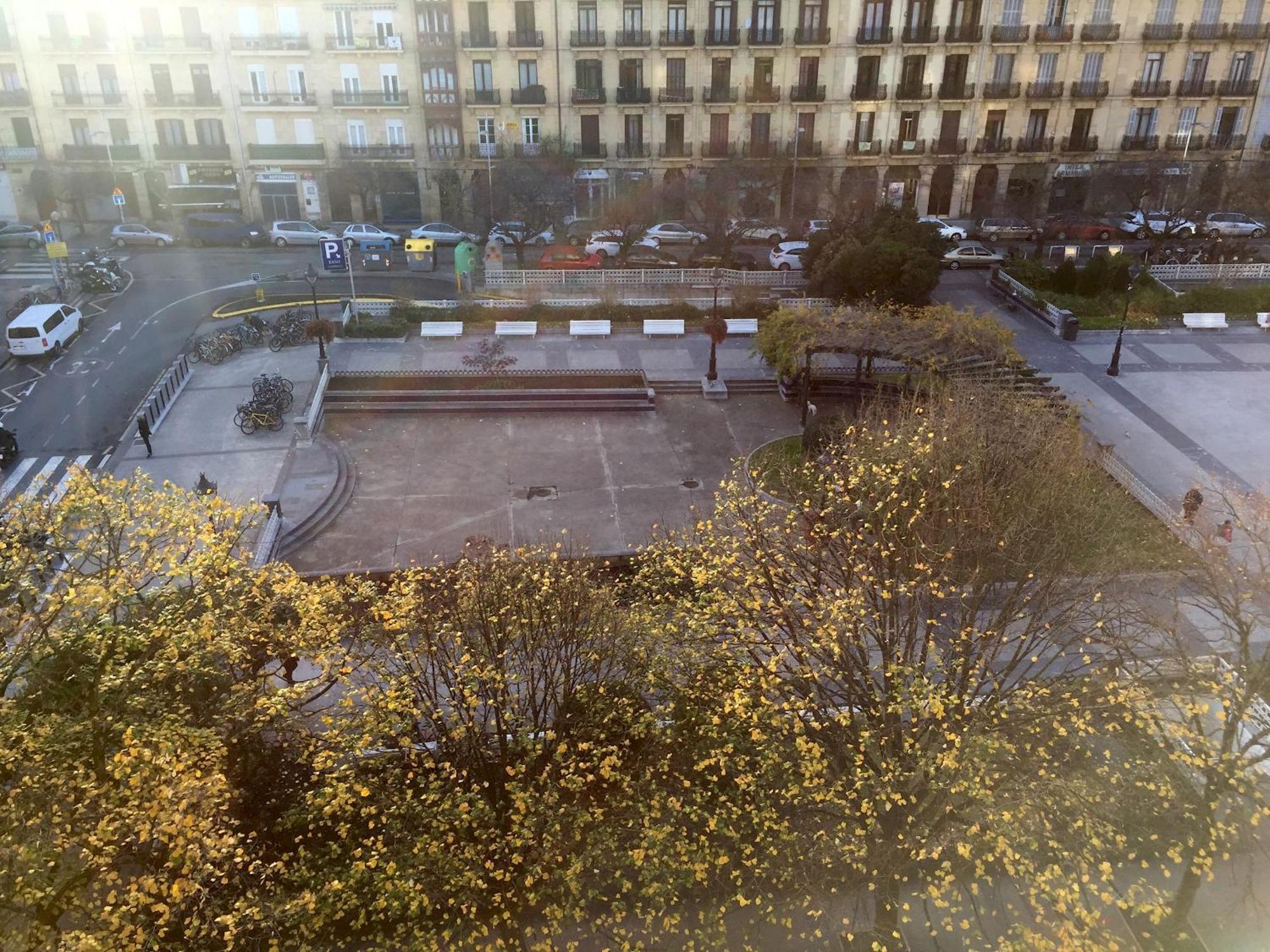 Apartment Plaza