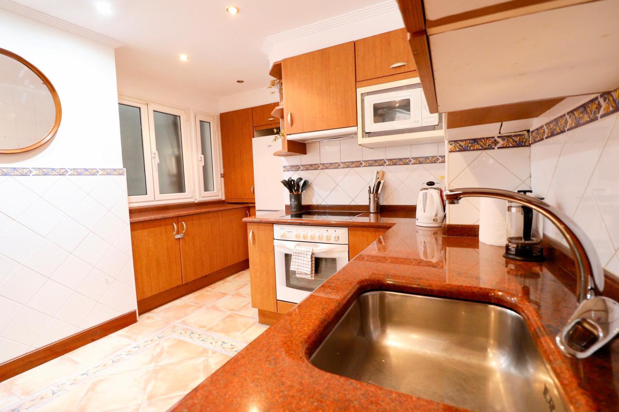 Apartment Plaza Consti, Heart Of The Old Town San Sebastian