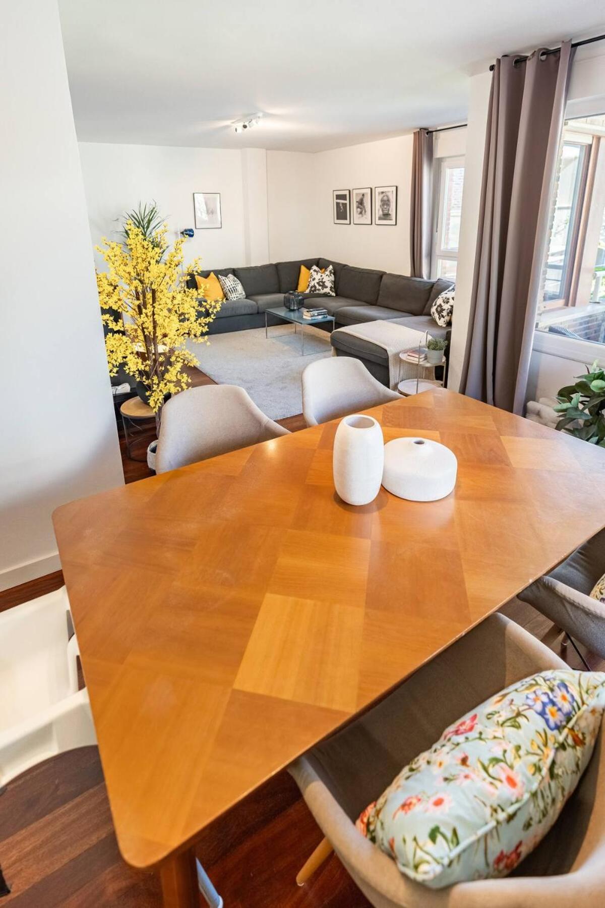 Apartment Living Berabera