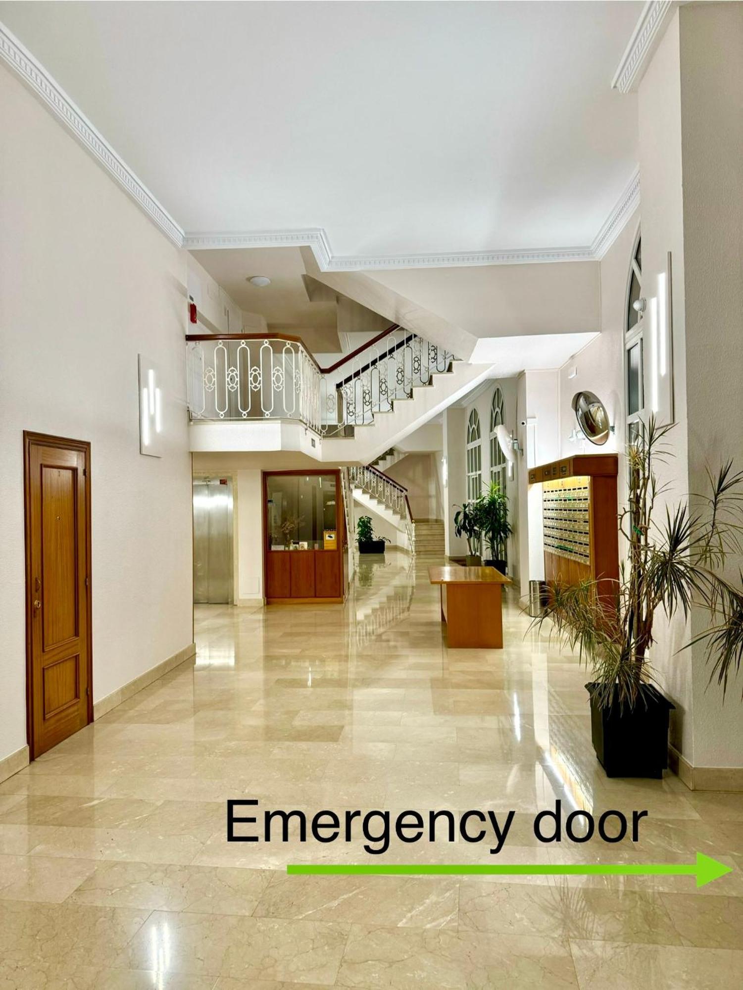 Appartement Pioxii Center *