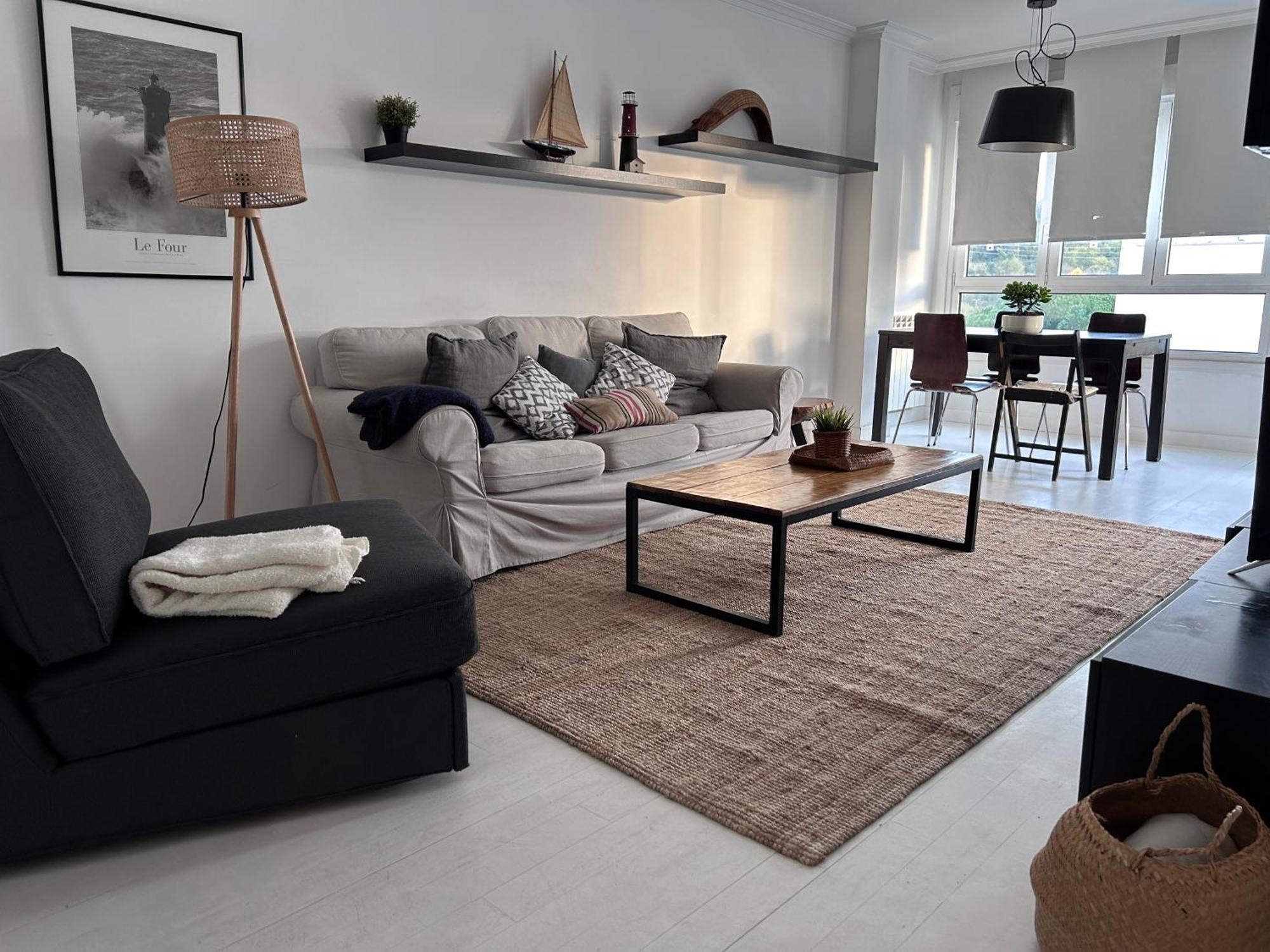 White Cozy Flat In Donostia Apartment