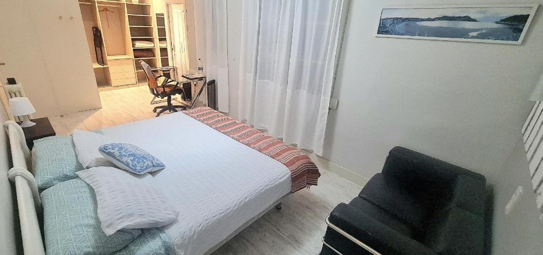 Homestay Amplia Con Bano Privado A Pasos De La Playa San Sebastian