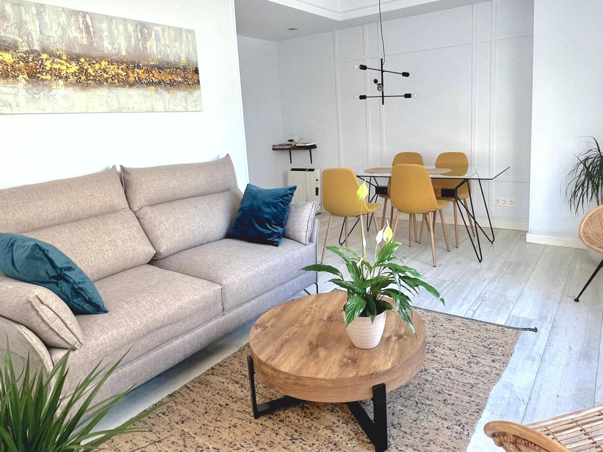 New Gorgeous - Beachfront - 3 Bd Appartement
