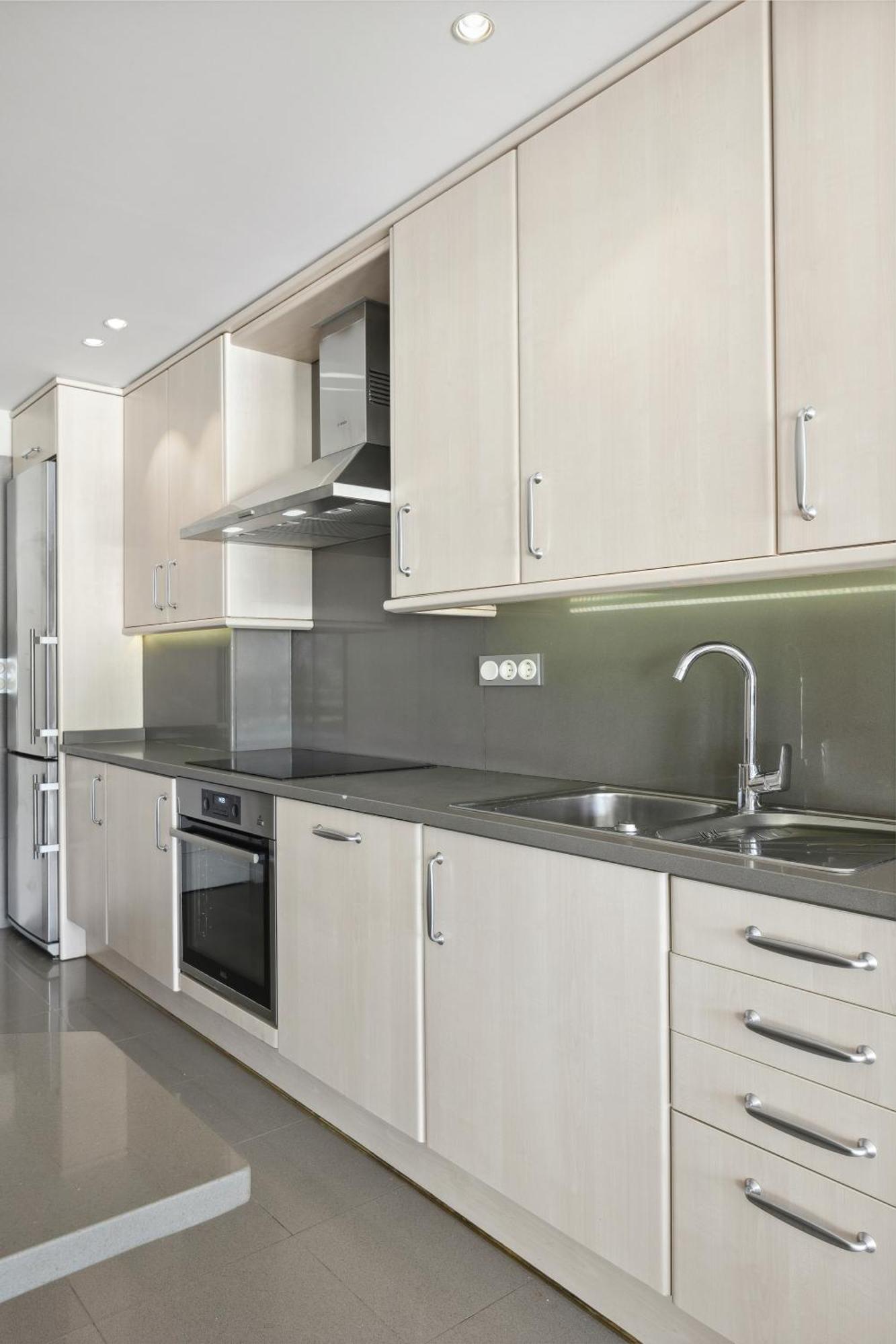 Apartment Playa De La Concha 9 By Feelfree *