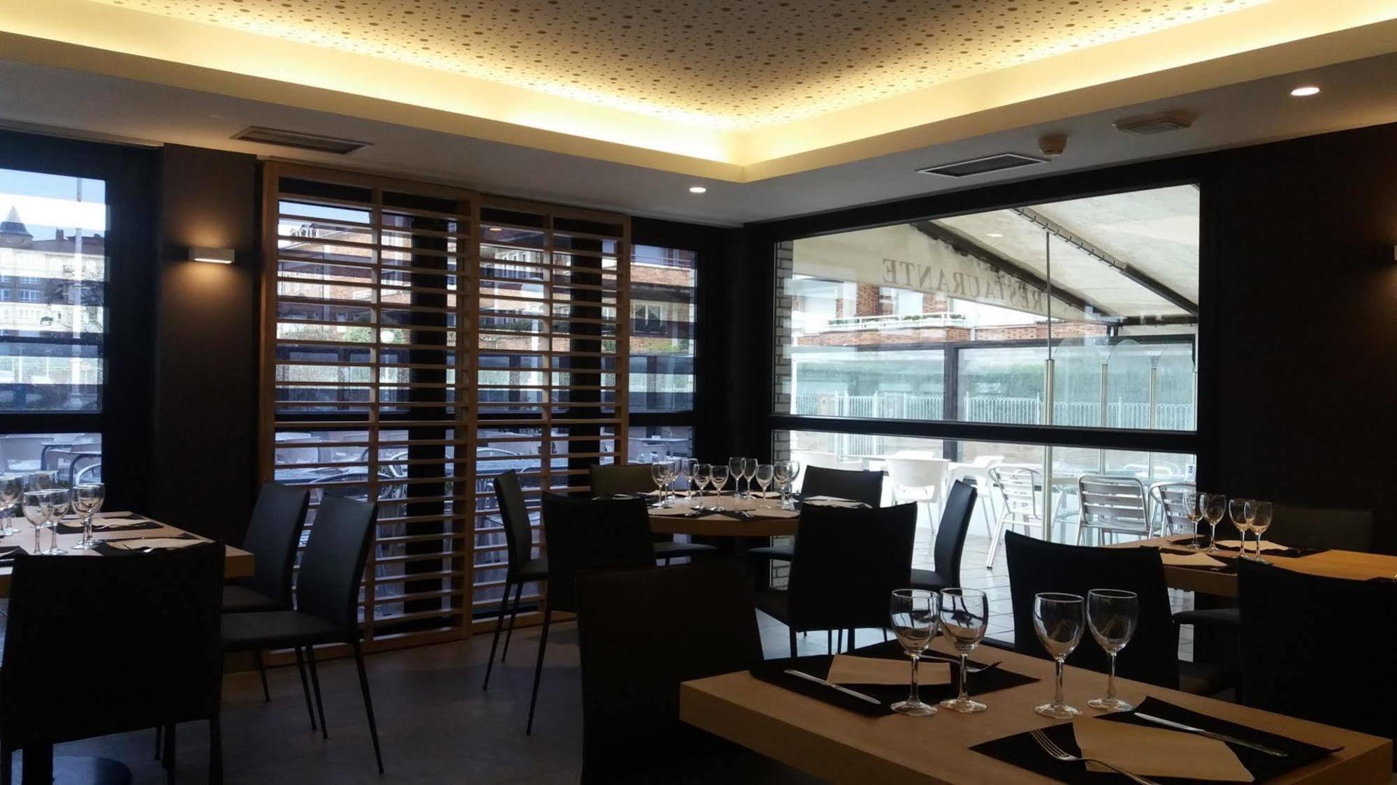 Hotel Ezeiza San Sebastian