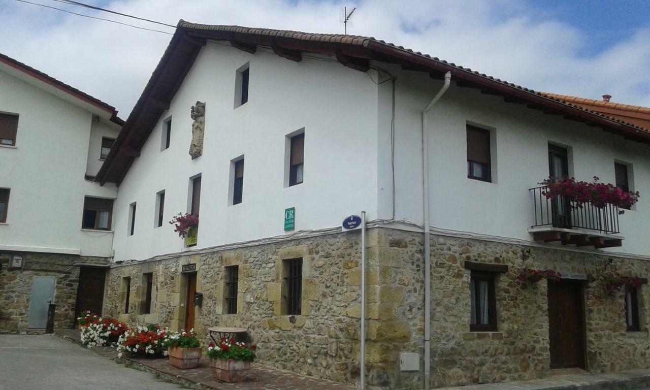 Irigoien Country house *