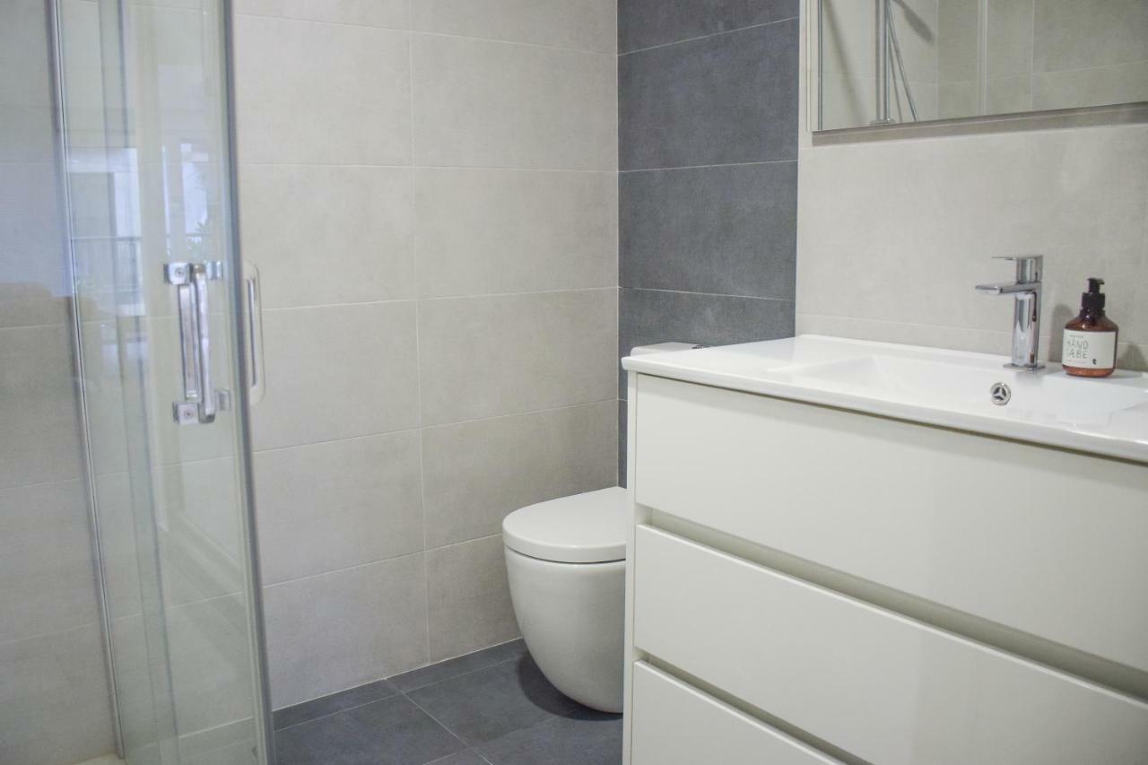 Apartment Modern & Spacious Near La Concha Bay *