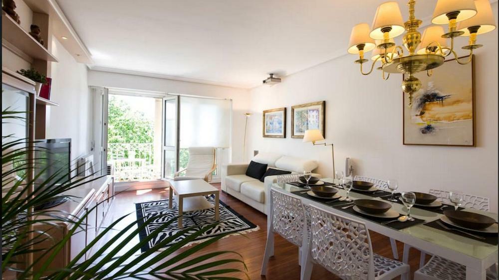 Appartement Pioxii Center