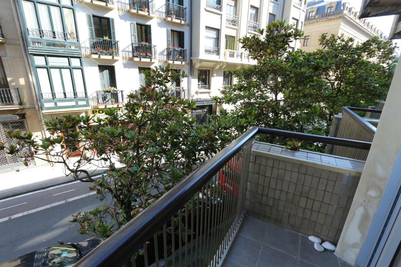 Modern & Spacious Near La Concha Bay San Sebastian