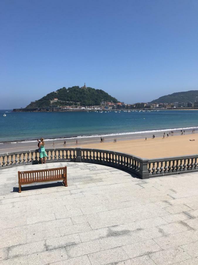 La Madame On La Concha Beach, Seaview Appartement