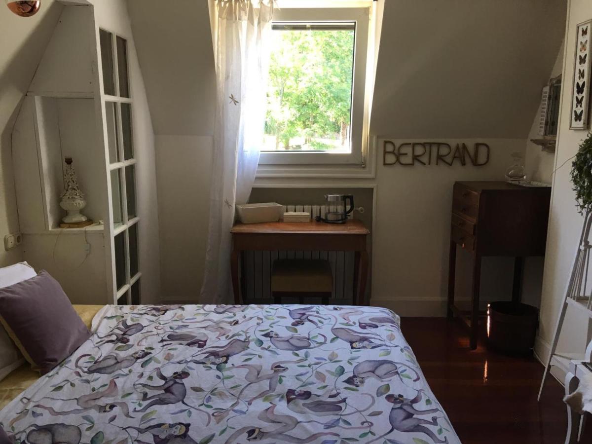 Homestay Far Out Collective