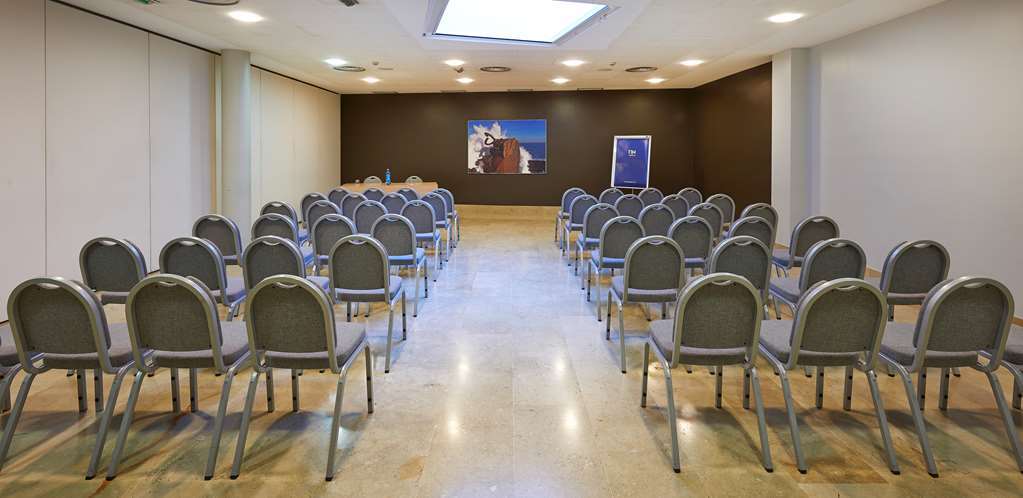 Hotel Antik 4*