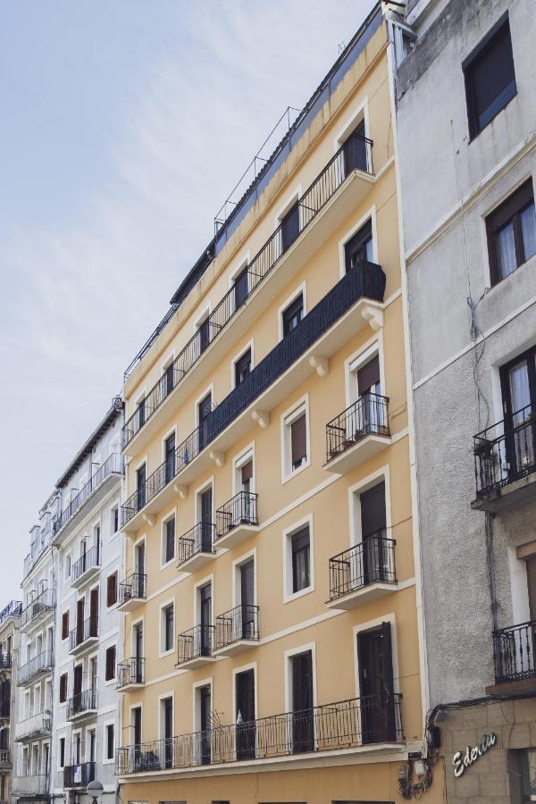 Apartment Heriz - Local Rentss