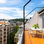 Modern Apartment With Spacious Terrace