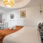 Cozy Apartment In Front Of The Beach