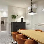 Pitipombo Apartment by FeelFree Rentals