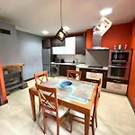 Luistarrak Apartment- Free Parking