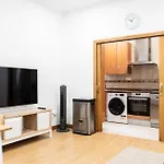 Espacioso Y Bien Equipado Apartamento Cerca De La Playa