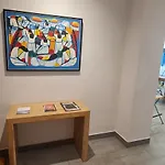 Habitaciones Privadas En Piso Frente A Playa Ondarreta, Bano Compartido