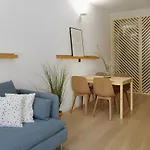 Easo Plaza By Feelfree Rentals