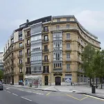 Bilbao Plaza by FeelFree Rentals