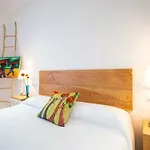 Sustraia - Local Rentss