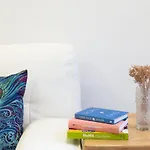 Sustraia - Local Rentss