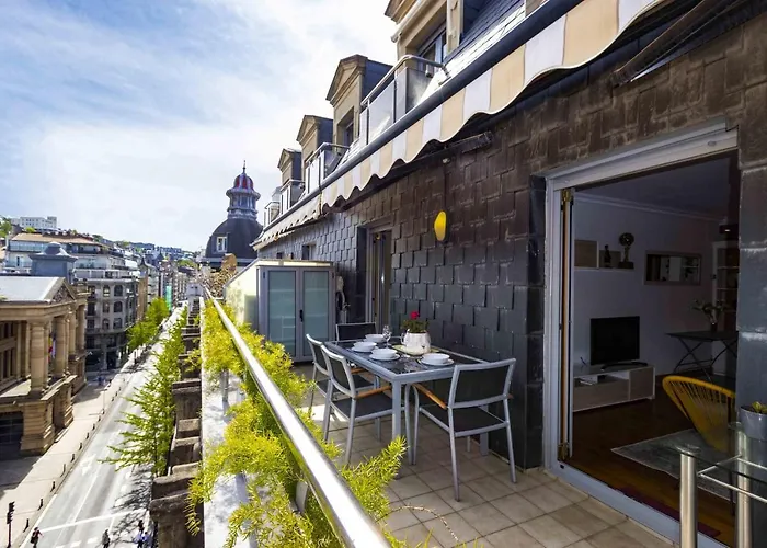 Aire De La Concha - The Rentals Collection