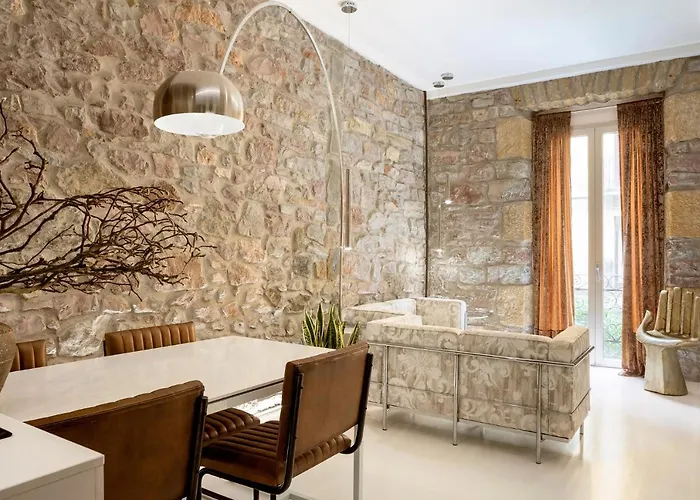 Spectacular By Sebastiana Group