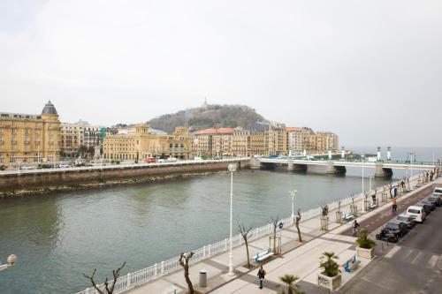 Deluxe Apt-views To Historic Maria Cristina Appartement Saint-Sébastien