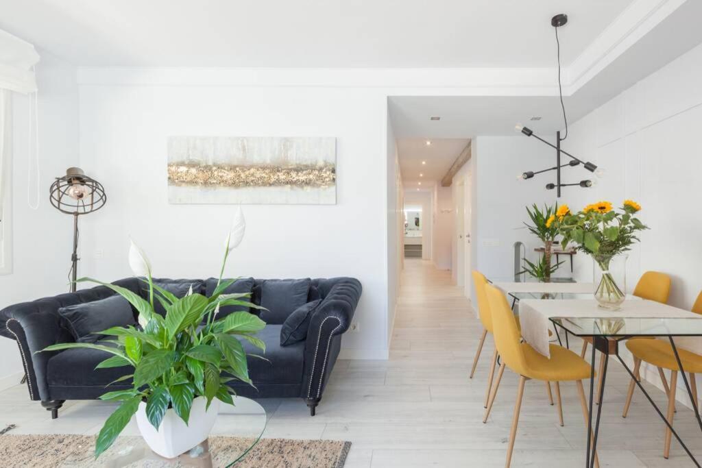 New Gorgeous - Beachfront - 3 Bd * San Sebastian
