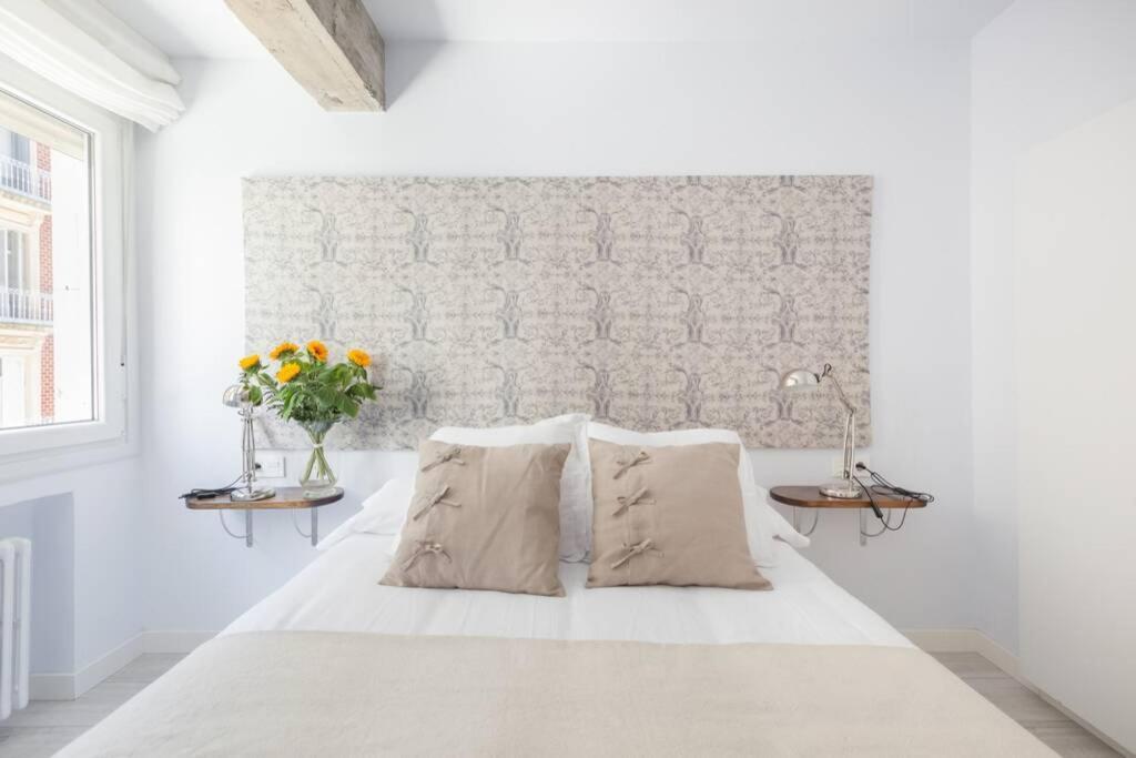 Apartment New Gorgeous - Beachfront - 3 Bd San Sebastian
