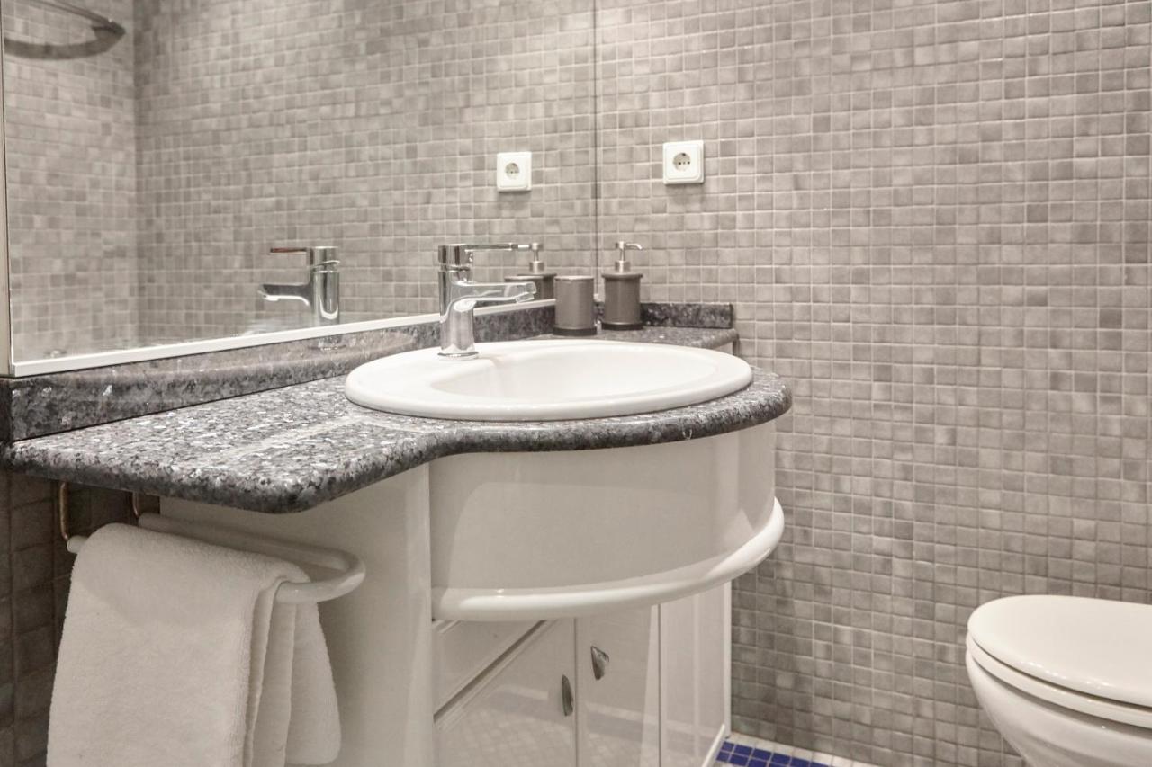 Apartment Salaberria With Private Garage San Sebastian