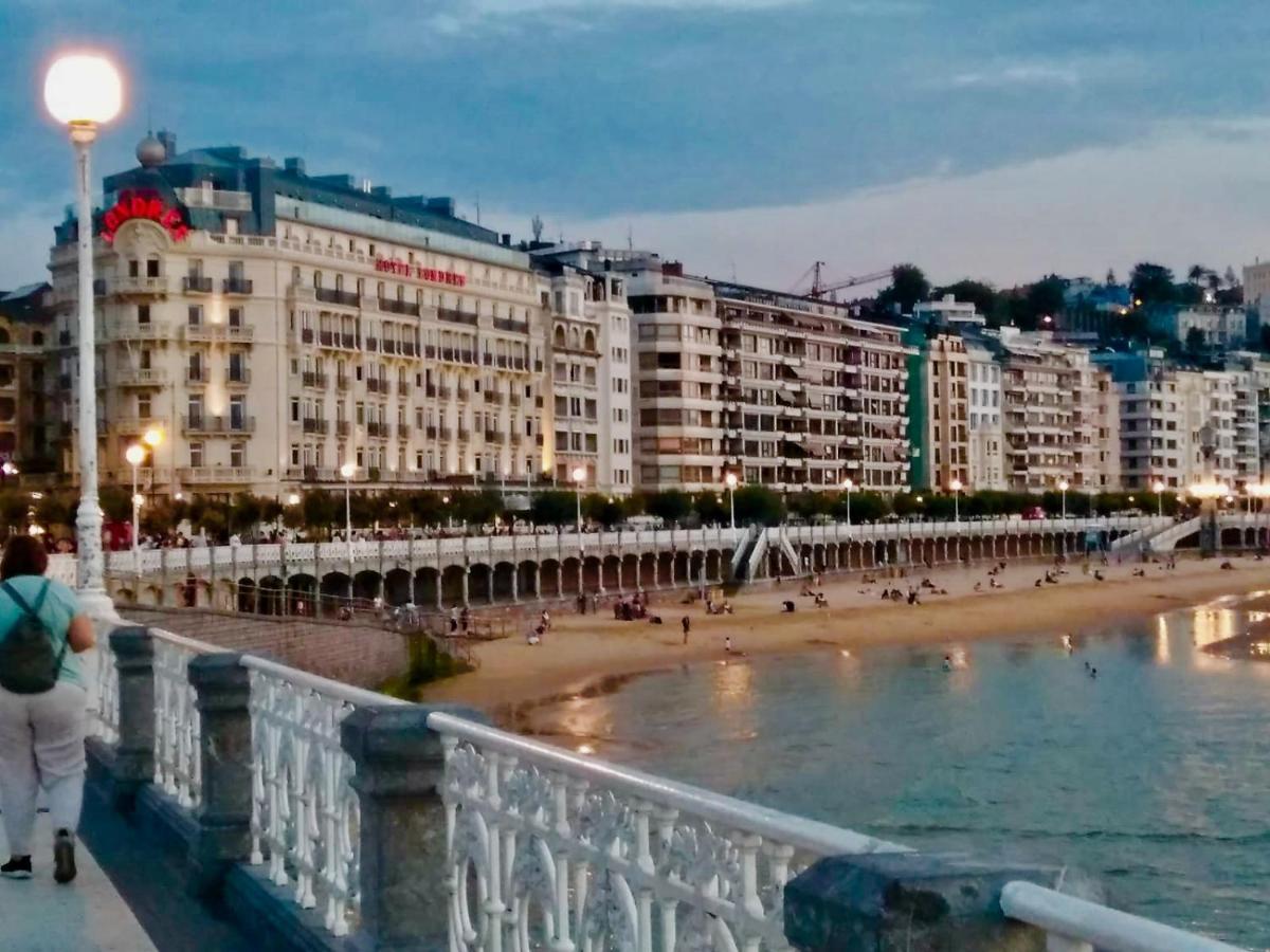 Apartment Berabera,parking Free,2wc,terraza,aire Acond,auto Checkin San Sebastian