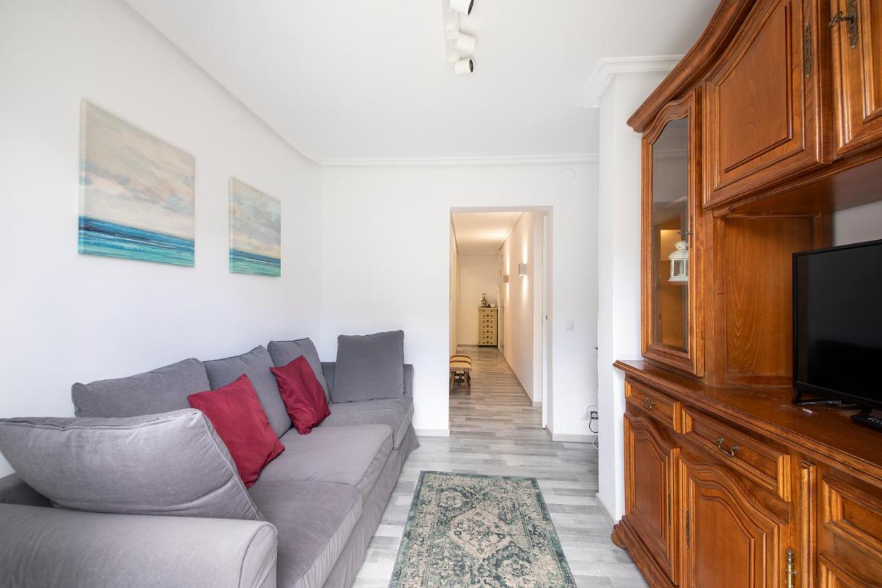Appartement Beautiful With Terrace - Prime Location! *