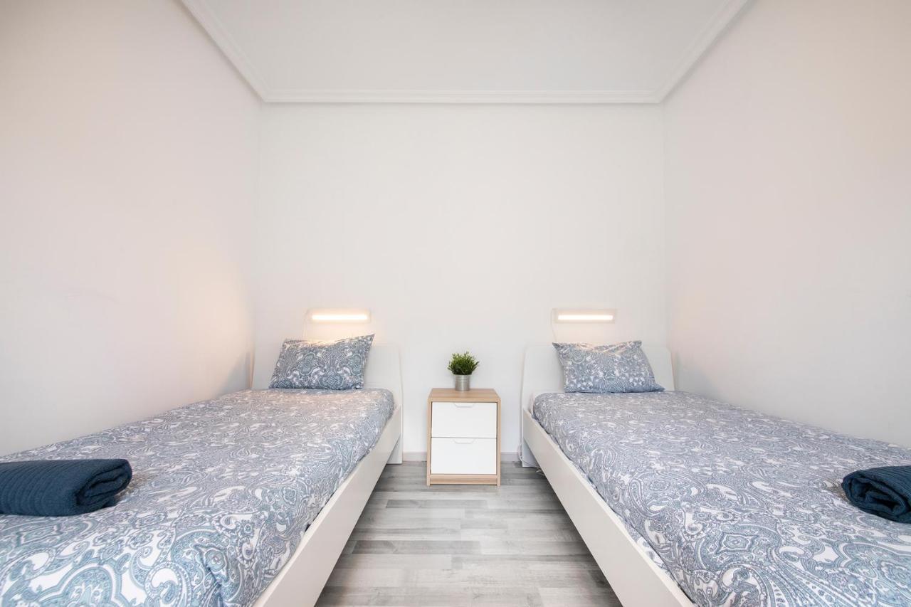 Appartement Beautiful With Terrace - Prime Location! *