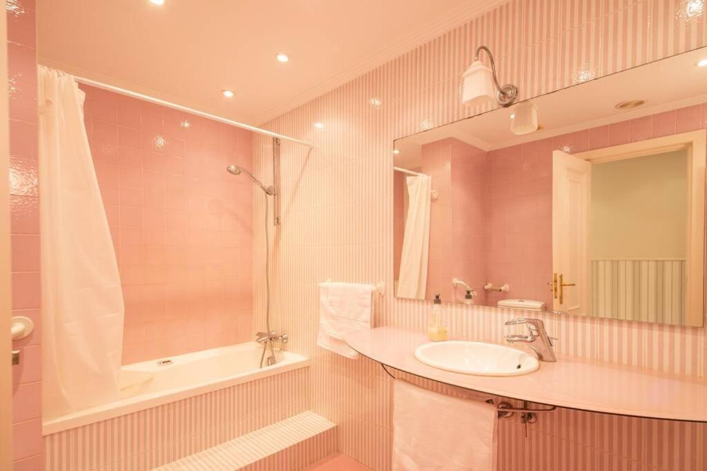 Apartment Bella Vista Luxury Apartment. Bay Views. Parking *