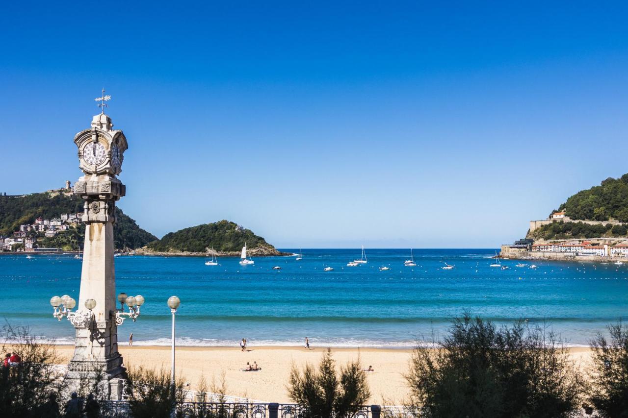 Apartment La Concha Beachview By Sweet