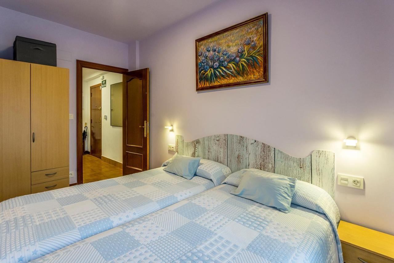 Paseo Antzieta 31. 1e Apartment *