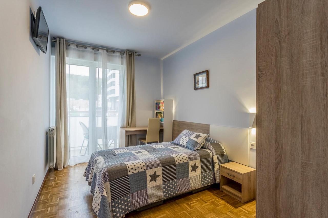 Apartment Paseo Antzieta 31. 1e
