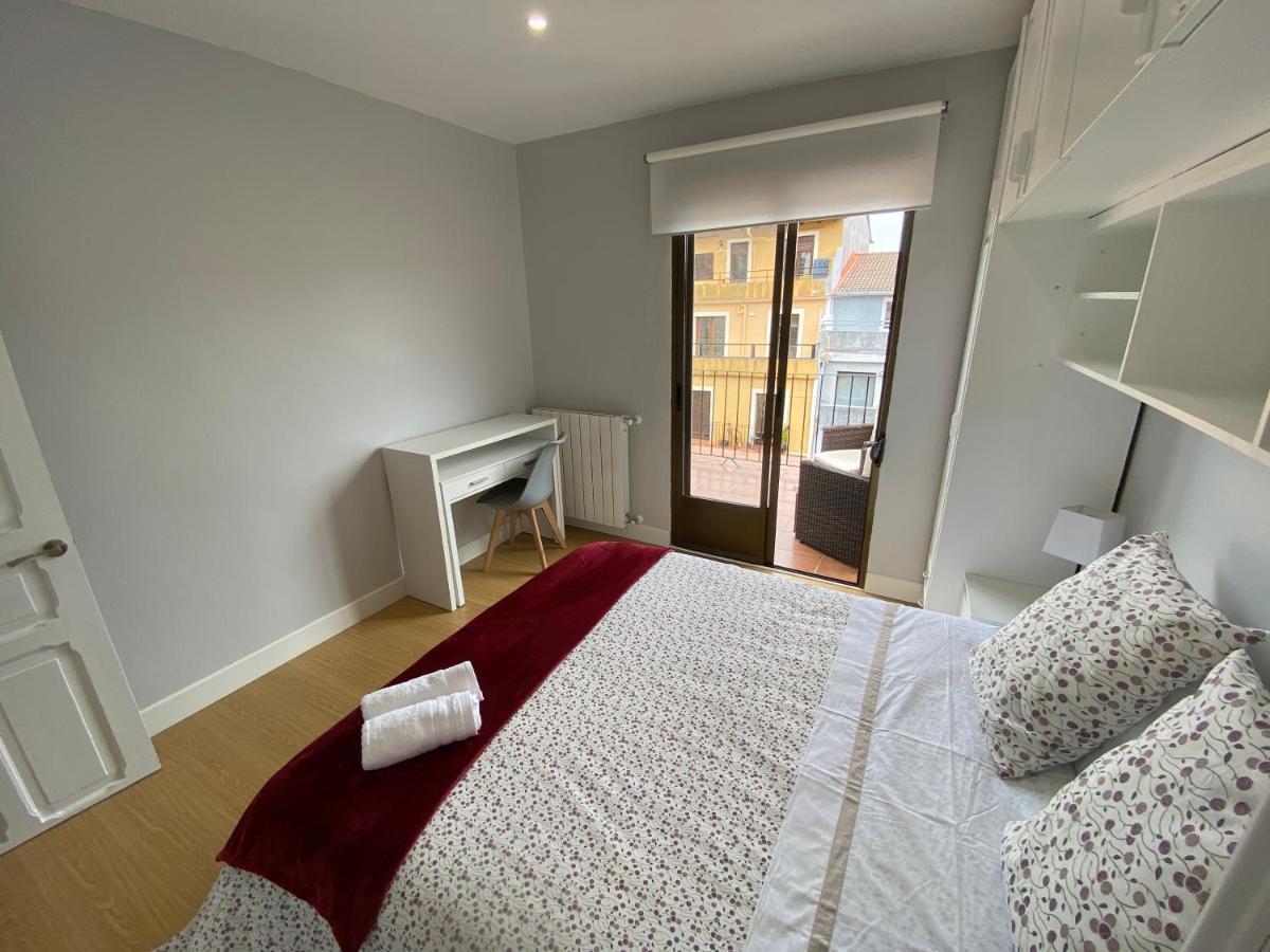 Beautiful Ondarreta Beach Apartment San Sebastian