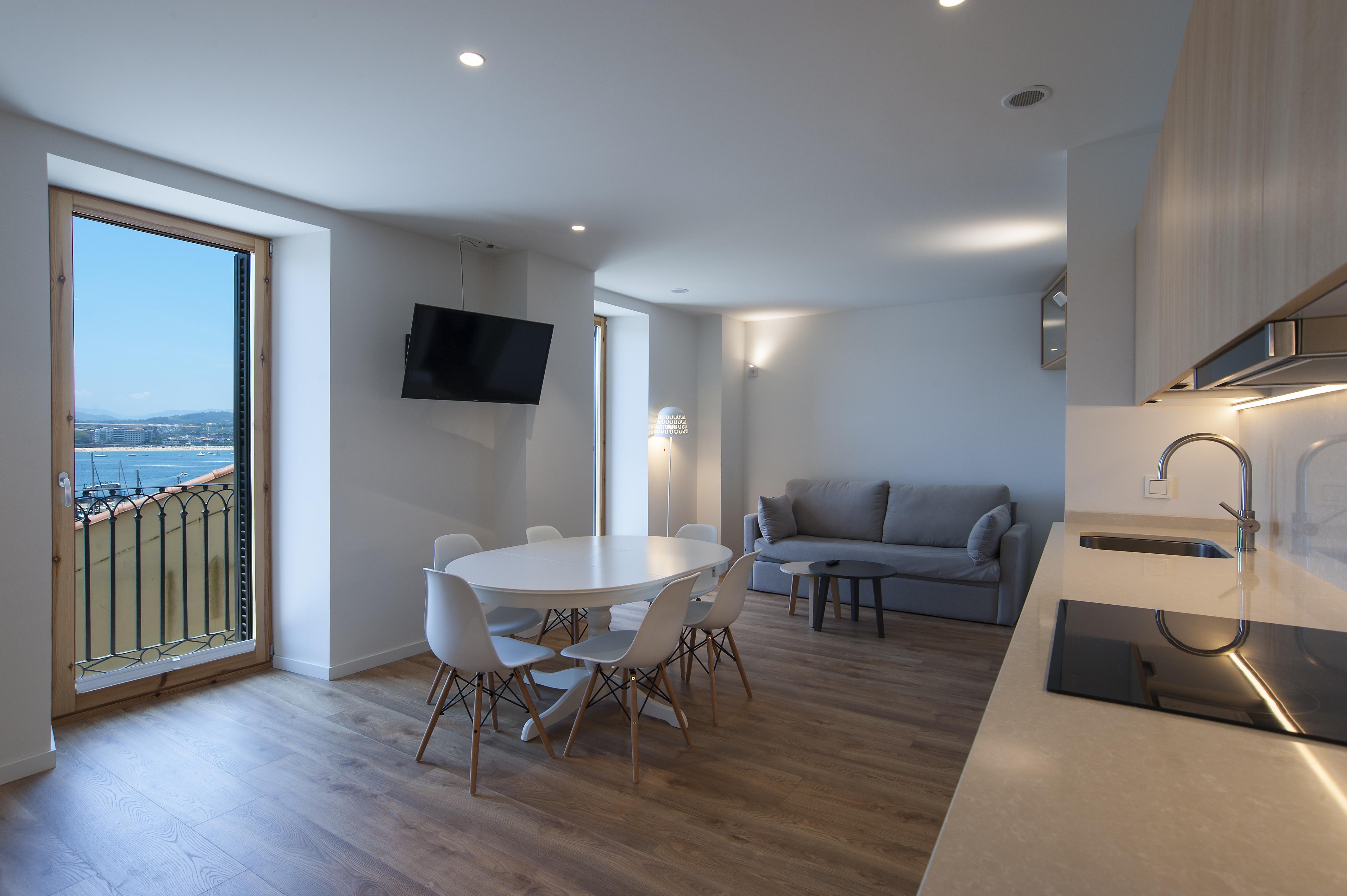 Sansebay Hotel 3*